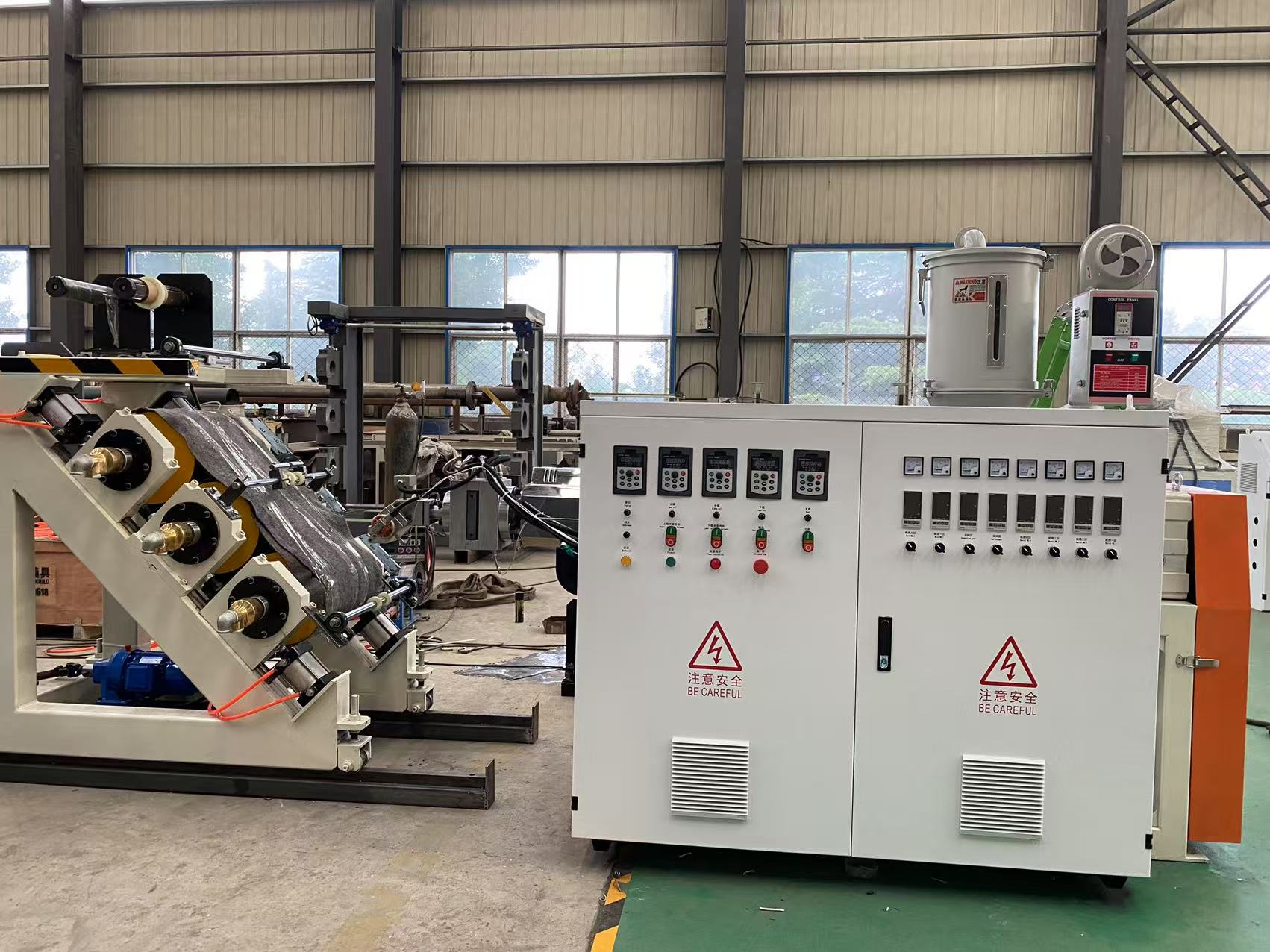 QINGDAO EASTSTAR skickar Advanced TPE Waterstop Production Line till Indien